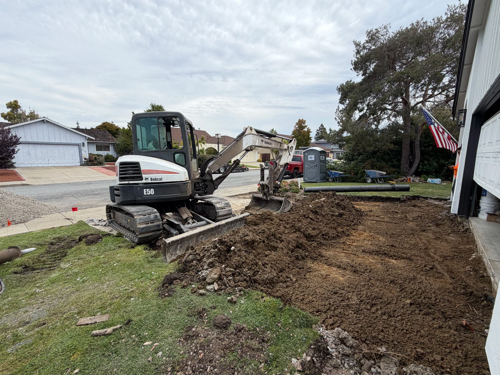 Gallery photos for Belgard Quarry Stone Paver Driveway Expansion in Redwood City: Image #3