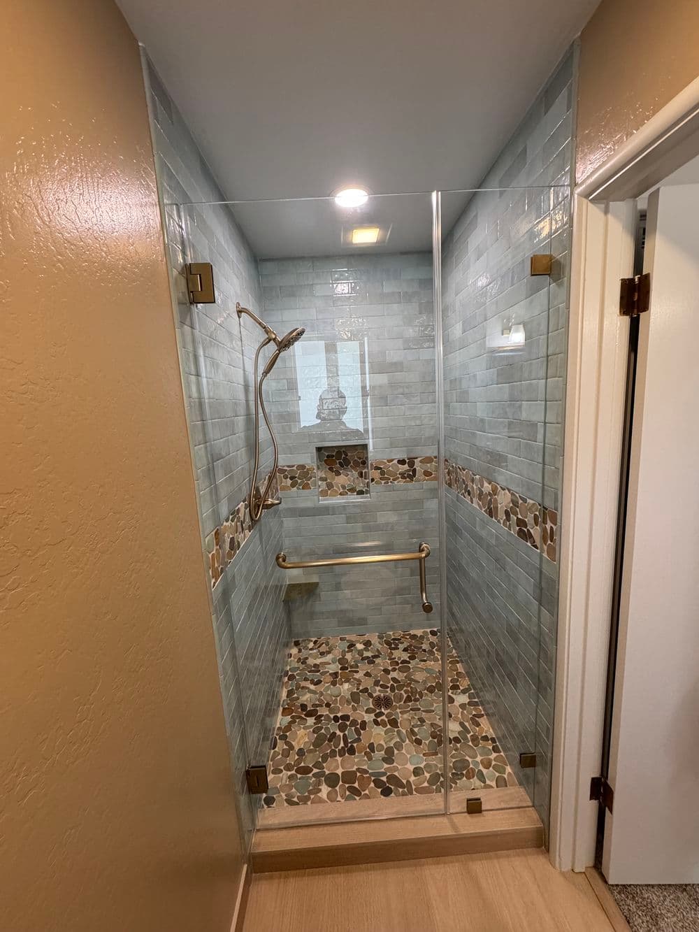 Gallery photos for Maui-Themed Shower Remodel in Mountain View, CA: Image #4